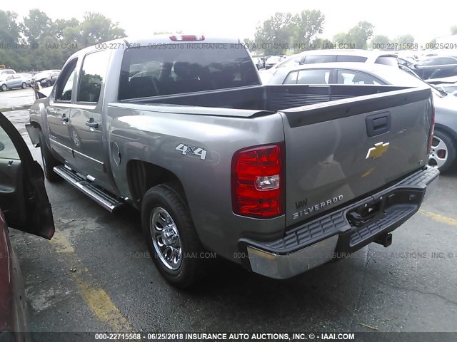 3GCPKSE76DG340233 - 2013 CHEVROLET SILVERADO K1500 LT GRAY photo 3