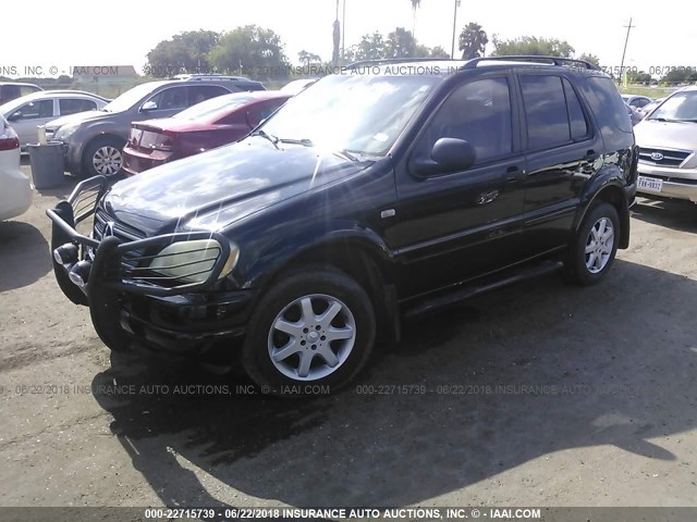 4JGAB72E2XA081714 - 1999 MERCEDES-BENZ ML 430 黑色 照片 2