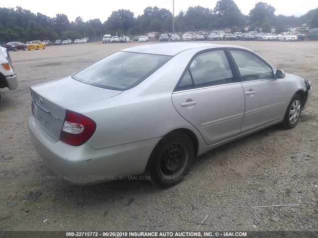 4T1BE32K73U698416 - 2003 TOYOTA CAMRY LE/XLE/SE SILVER photo 4