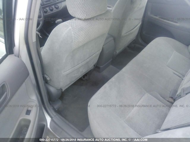 4T1BE32K73U698416 - 2003 TOYOTA CAMRY LE/XLE/SE ვერცხლისფერი ფოტო 8