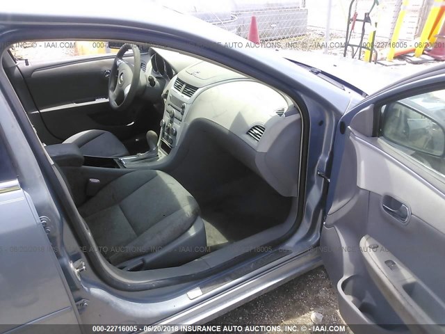 1G1ZG57B19F152668 - 2009 CHEVROLET MALIBU LS GREEN photo 5