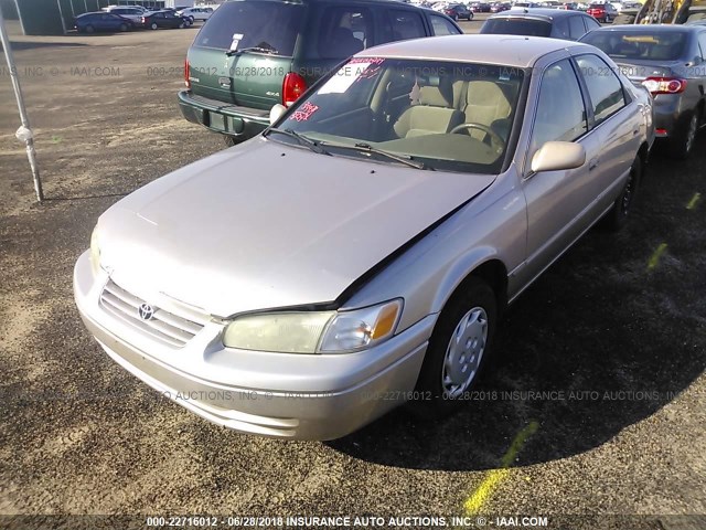 4T1BG22K9WU853184 - 1998 TOYOTA CAMRY CE/LE/XLE TAN photo 2