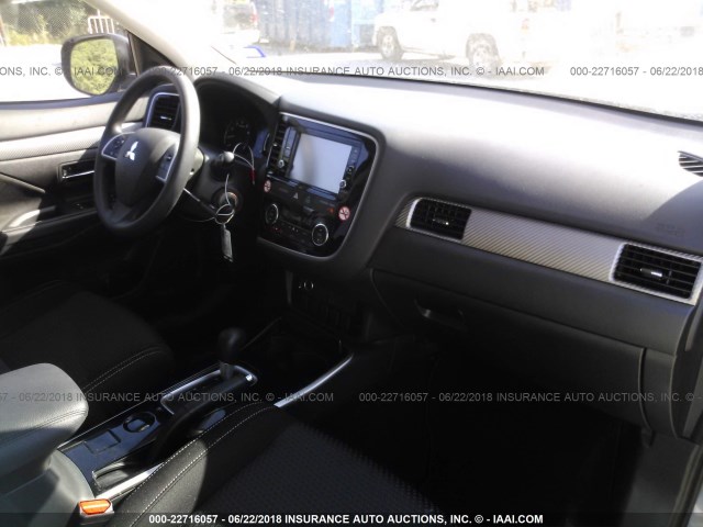 JA4AD2A34JJ003812 - 2018 MITSUBISHI OUTLANDER ES Մոխրագույն լուսանկար 5