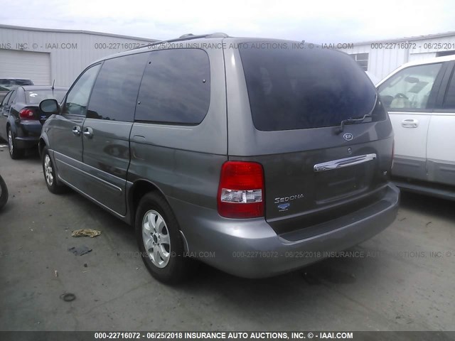 KNDUP131546594367 - 2004 KIA SEDONA EX/LX GRAY photo 3