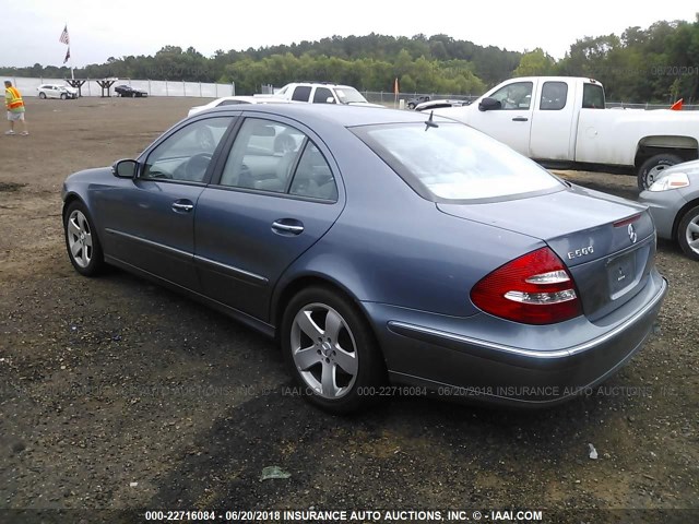 WDBUF70J43A264854 - 2003 MERCEDES-BENZ E 500 Light Blue photo 3