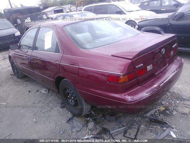 4T1BG22K5WU370162 - 1998 TOYOTA CAMRY CE/LE/XLE RED photo 3