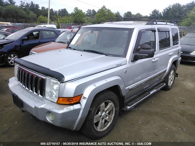 1J8HG58236C200226 - 2006 JEEP COMMANDER LIMITED SILVER photo 2