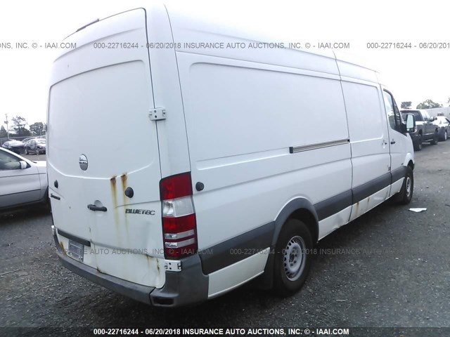WDYPE8CC3B5509224 - 2011 FREIGHTLINER Sprinter 2500 WHITE photo 4