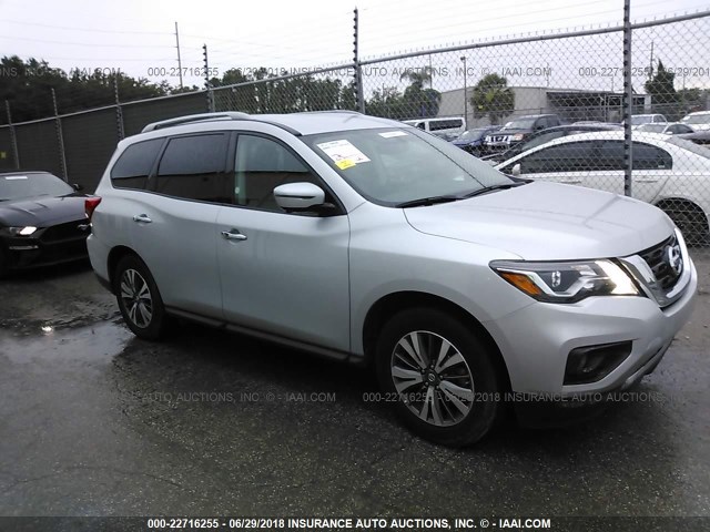 5N1DR2MN0HC624699 - 2017 NISSAN PATHFINDER S/SV/SL/PLATINUM 银色 照片 1