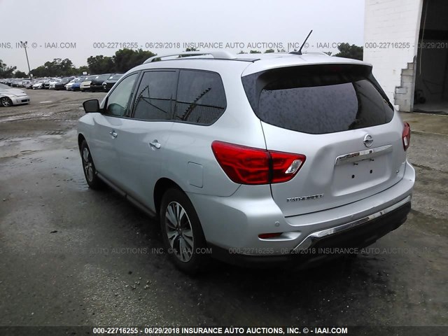 5N1DR2MN0HC624699 - 2017 NISSAN PATHFINDER S/SV/SL/PLATINUM 银色 照片 3