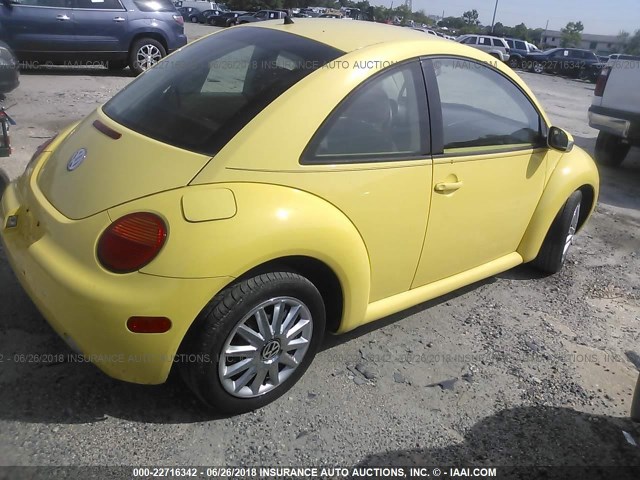 3VWBK31C85M410043 - 2005 VOLKSWAGEN NEW BEETLE GL 黄色 照片 4