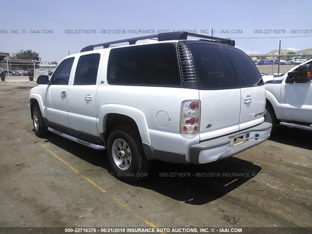 3GNFK16Z62G166707 - 2002 CHEVROLET SUBURBAN K1500 WHITE photo 3