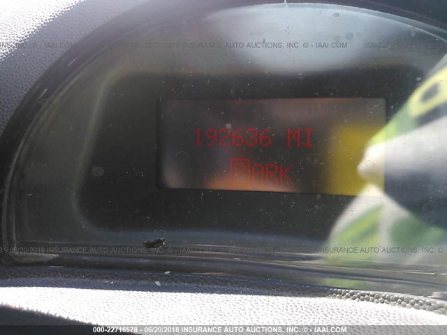 2G2WS522X41147067 - 2004 PONTIAC GRAND PRIX GT2 ვერცხლისფერი ფოტო 7