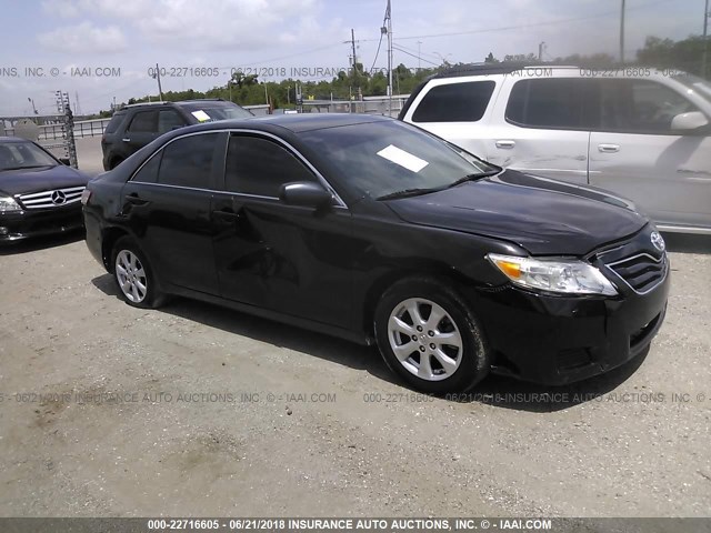 4T1BF3EK3BU183551 - 2011 TOYOTA CAMRY SE/LE/XLE შავი ფოტო 1