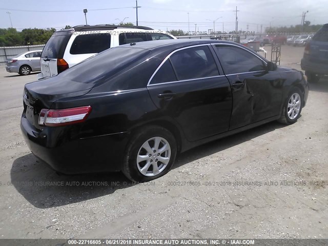4T1BF3EK3BU183551 - 2011 TOYOTA CAMRY SE/LE/XLE შავი ფოტო 4