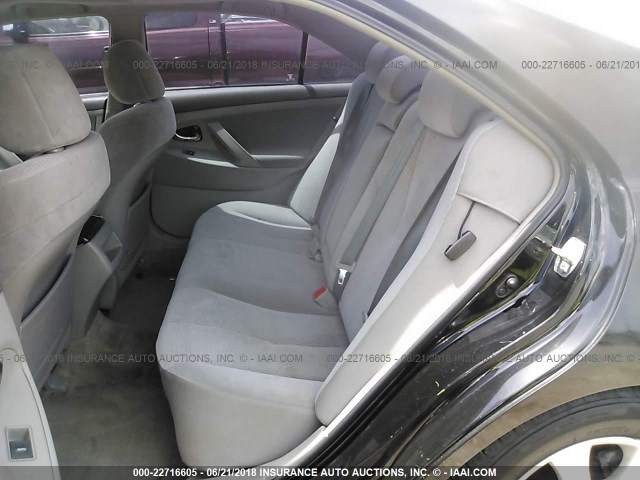 4T1BF3EK3BU183551 - 2011 TOYOTA CAMRY SE/LE/XLE შავი ფოტო 8