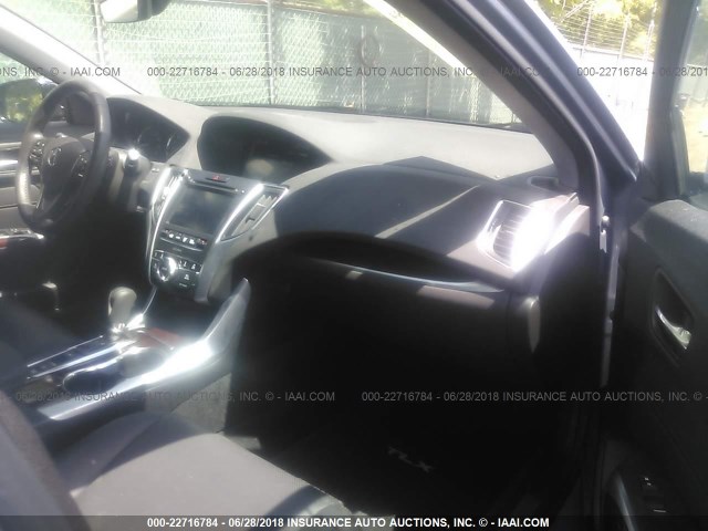 19UUB1F55GA007682 - 2016 ACURA TLX TECH SILVER photo 5