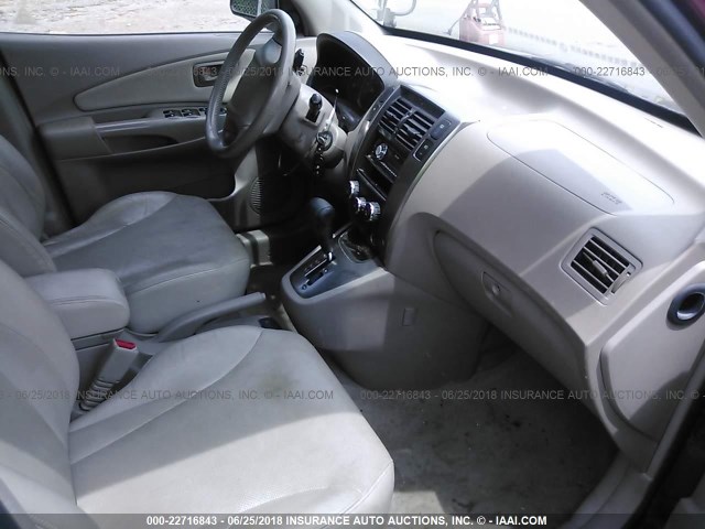 KM8JN12D55U050075 - 2005 HYUNDAI TUCSON GLS/LX RED photo 5