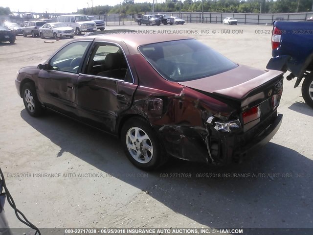 4T1BG22K31U110111 - 2001 TOYOTA CAMRY CE/LE/XLE RED photo 3