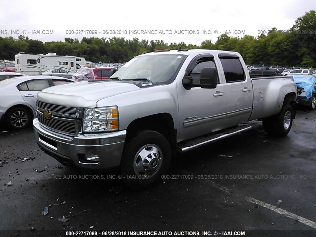 1GC4K1C8XBF148854 - 2011 CHEVROLET SILVERADO K3500 LTZ SILVER photo 2