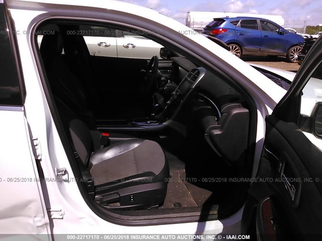 1G11C5SA6DF301012 - 2013 CHEVROLET MALIBU 1LT 白色 照片 5