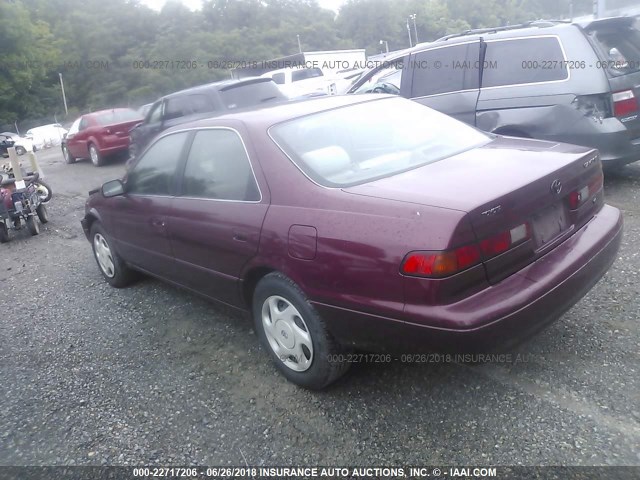 JT2BF22K4W0143309 - 1998 TOYOTA CAMRY CE/LE/XLE MAROON photo 3