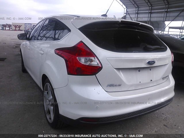 1FADP3N26DL176778 - 2013 FORD FOCUS TITANIUM WHITE photo 3