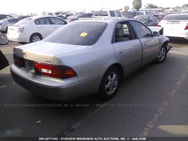 JT8BF22GXV5006877 - 1997 LEXUS ES 300 TAN photo 4