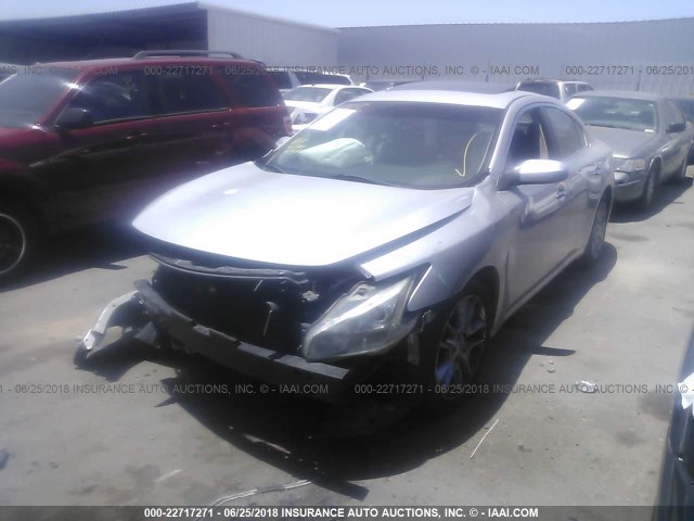 1N4AA5AP6CC843106 - 2012 NISSAN MAXIMA S/SV SILVER photo 2