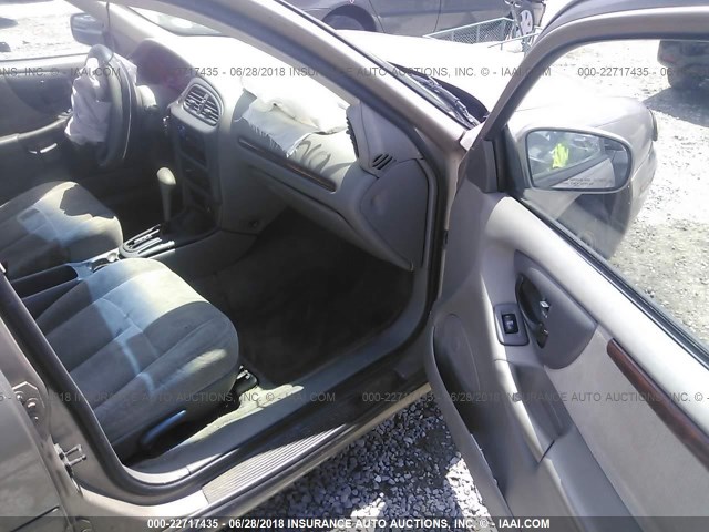 1G3NB52MXX6338266 - 1999 OLDSMOBILE CUTLASS GL ოქროსფერი ფოტო 5