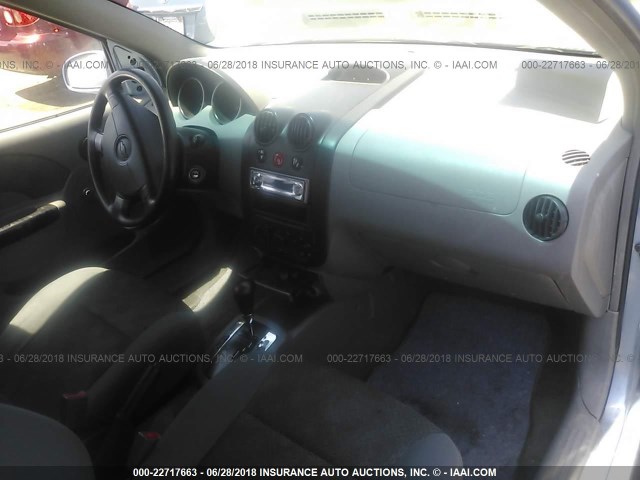KL1TD62615B294517 - 2005 CHEVROLET AVEO LS Light Blue photo 5