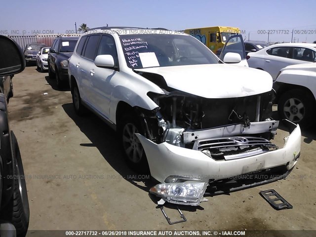 5TDZK3EH1DS140353 - 2013 TOYOTA HIGHLANDER PLUS/SE WHITE photo 1