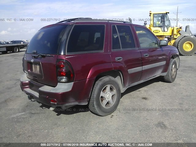 1GNDS13S452126539 - 2005 CHEVROLET TRAILBLAZER LS/LT MAROON photo 4