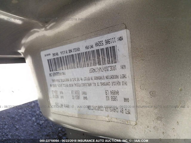 1B3EJ56H7WN174237 - 1998 DODGE STRATUS ES SILVER photo 9