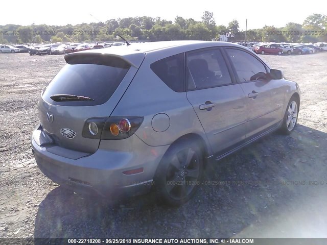 JM1BK143051284406 - 2005 MAZDA 3 HATCHBACK GRAY photo 4