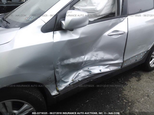 KM8JU3AC6AU114917 - 2010 HYUNDAI TUCSON GLS/LIMITED 银色 照片 6