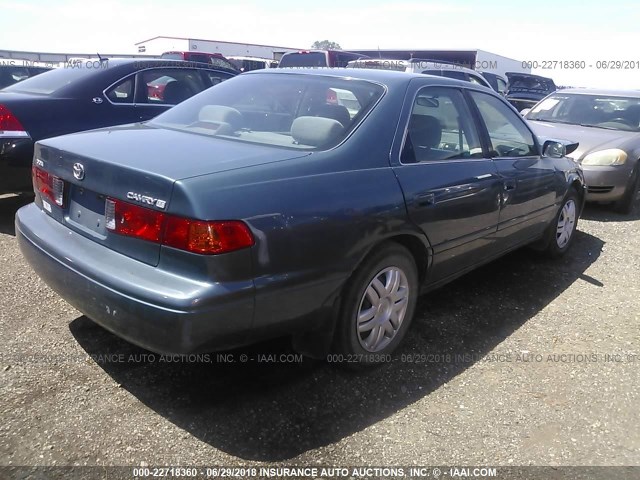 4T1BG22K3YU980841 - 2000 TOYOTA CAMRY CE/LE/XLE 浅蓝色 照片 4