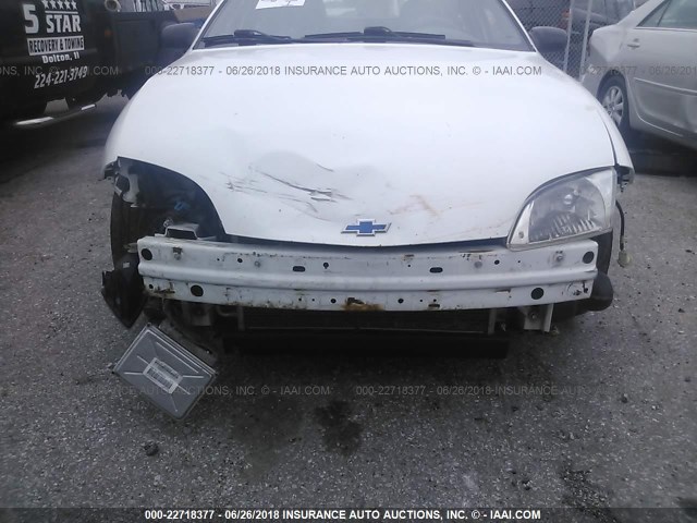 1G1JF524917181715 - 2001 CHEVROLET CAVALIER LS WHITE photo 6