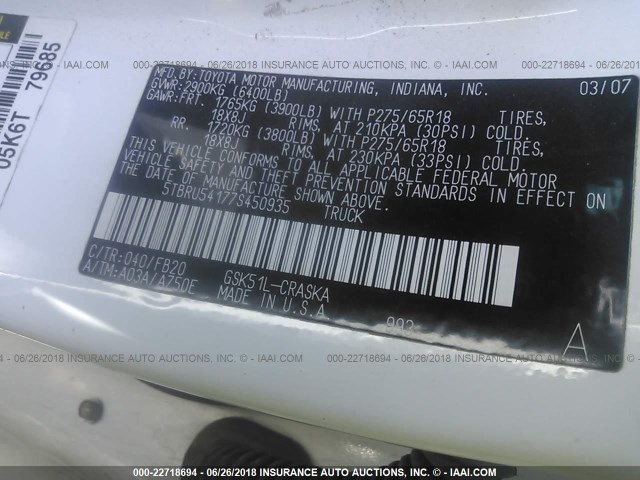 5TBRU54177S450935 - 2007 TOYOTA TUNDRA DOUBLE CAB SR5 WHITE photo 9