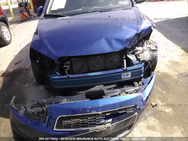 1G1JA5SGXD4169975 - 2013 CHEVROLET SONIC LS BLUE photo 6