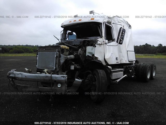 1FUJF0CVXADAK0238 - 2010 FREIGHTLINER COLUMBIA 112 WHITE photo 2