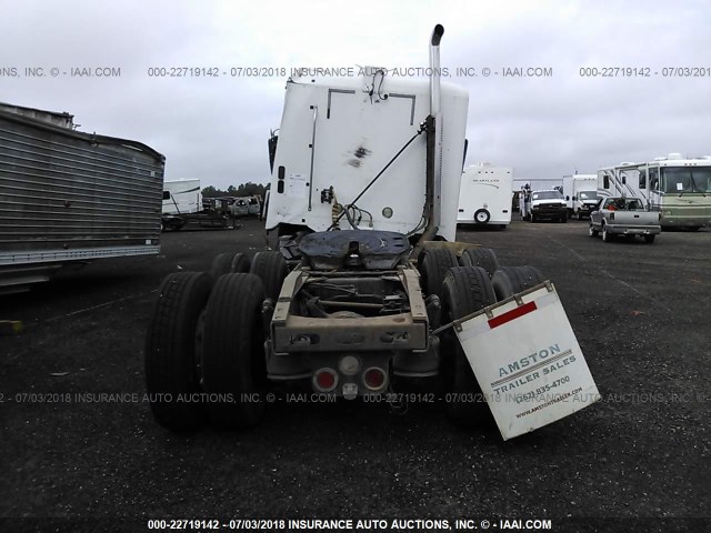 1FUJF0CVXADAK0238 - 2010 FREIGHTLINER COLUMBIA 112 WHITE photo 8