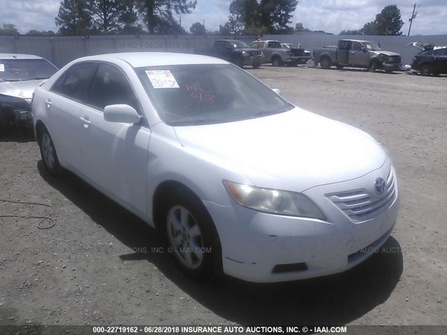 JTNBK46K373020752 - 2007 TOYOTA CAMRY NEW GENERAT LE/XLE/SE WHITE photo 1