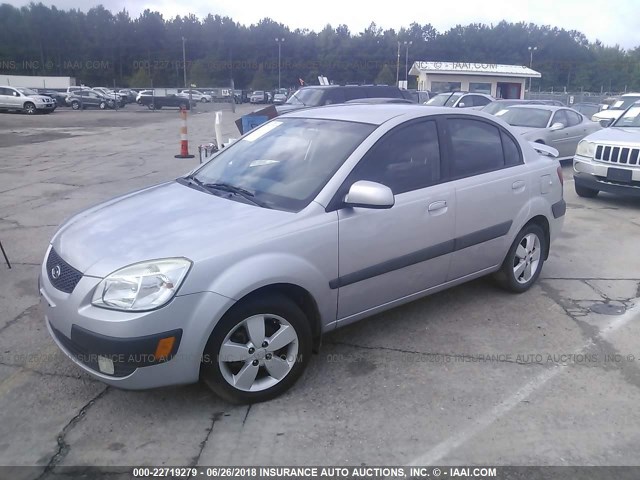 KNADE223196560221 - 2009 KIA RIO LX/SX SILVER photo 2