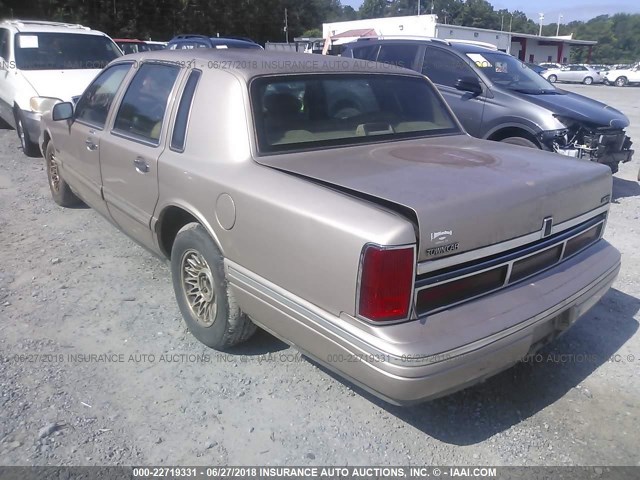 1LNLM81W2VY653422 - 1997 LINCOLN TOWN CAR EXECUTIVE GOLD photo 3