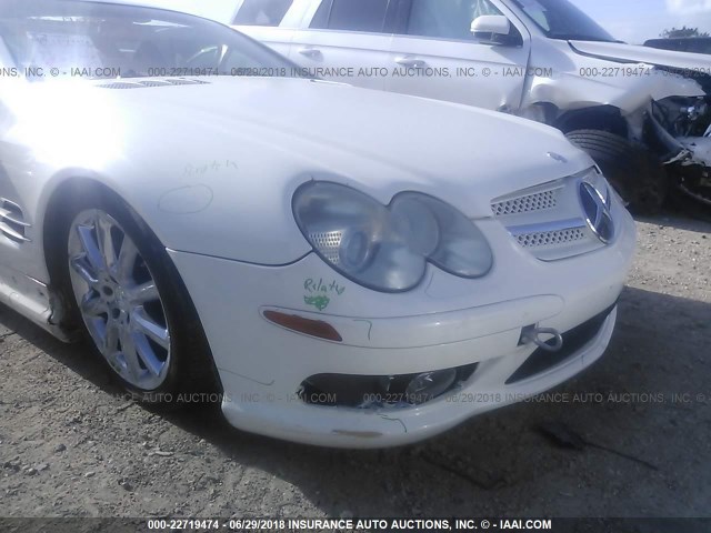 WDBSK75F43F059173 - 2003 MERCEDES-BENZ SL 500R WHITE photo 6