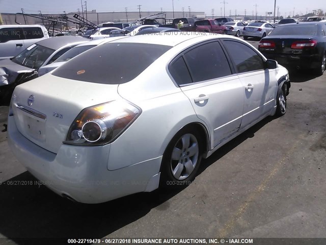 1N4AL21E58N420021 - 2008 NISSAN ALTIMA 2.5/2.5S WHITE photo 4