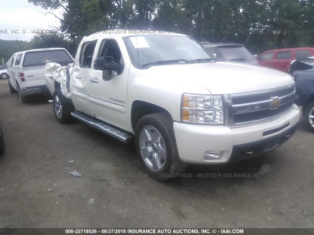 3GCPKTE32BG251677 - 2011 CHEVROLET SILVERADO K1500 LTZ WHITE photo 1