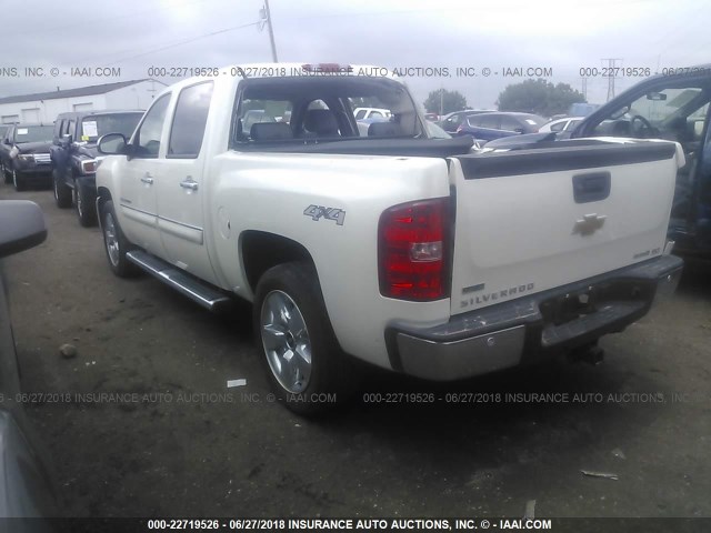 3GCPKTE32BG251677 - 2011 CHEVROLET SILVERADO K1500 LTZ WHITE photo 3