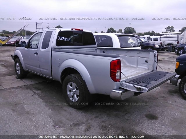 1N6AD06WX9C401939 - 2009 NISSAN FRONTIER KING CAB SE/LE/NISMO SILVER photo 3